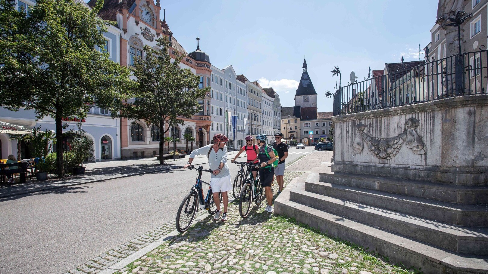 Braunau am Inn, idealer Ausgangs- und Endpunkt der neuen Entdecker-Radtour  — Foto: ARGE Innradweg / Josef Reiter