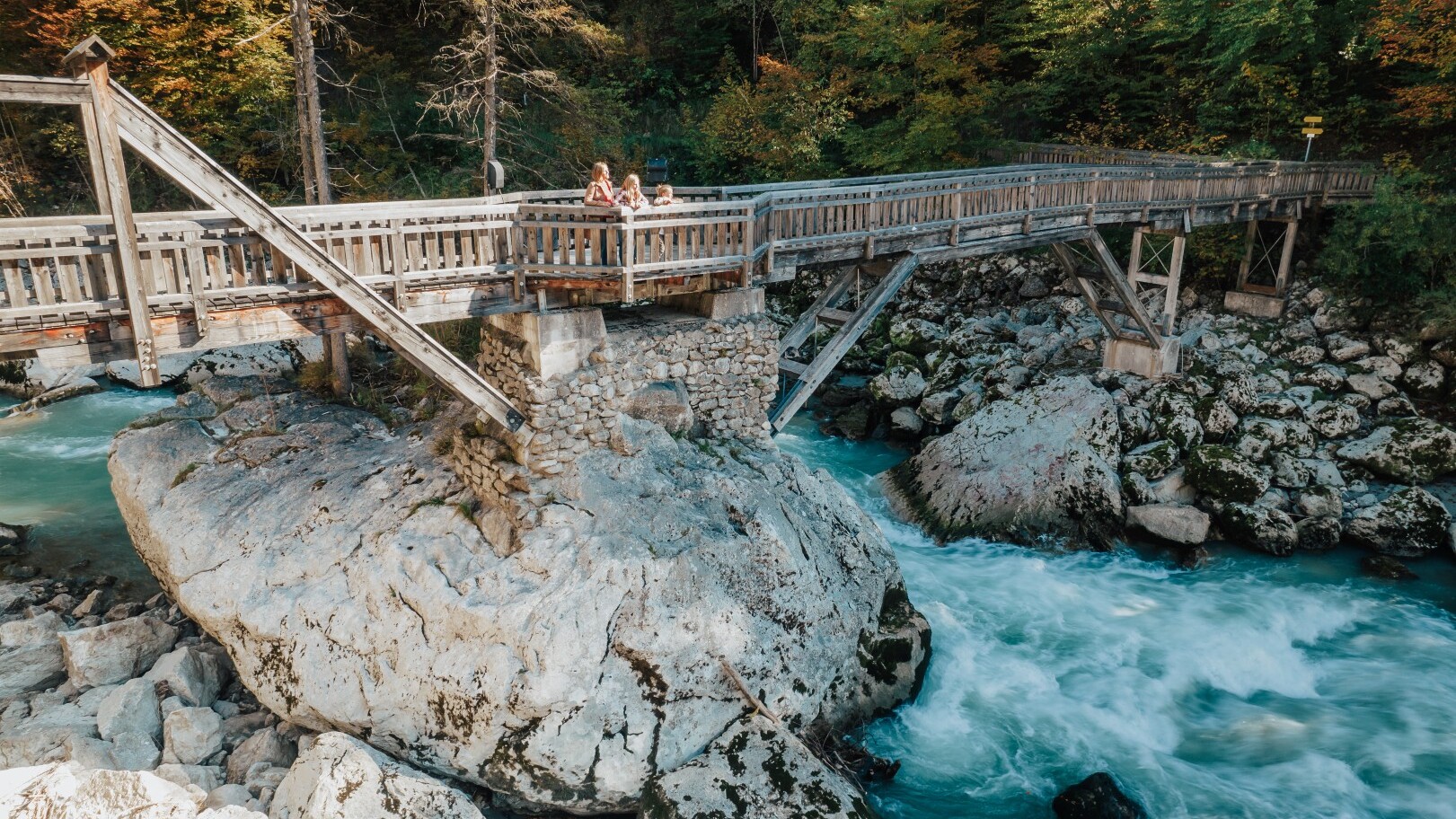 Lofer Teufelssteg — Foto: Salzburger Saalachtal Tourismus / Katrin Kerschbaumer