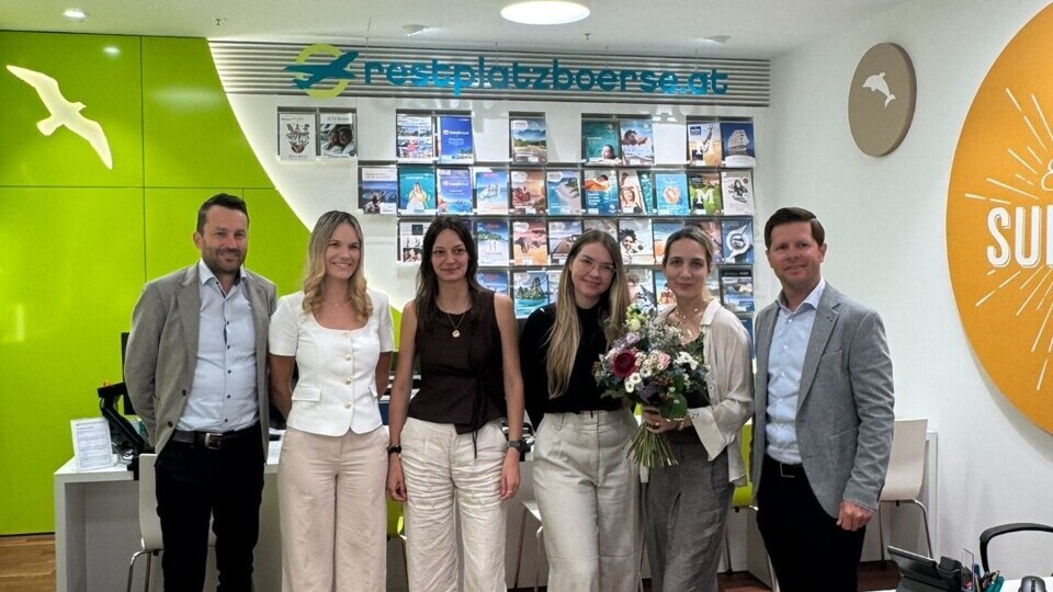 DEZ-Team und Centerleitung — Foto: Restplatzbörse