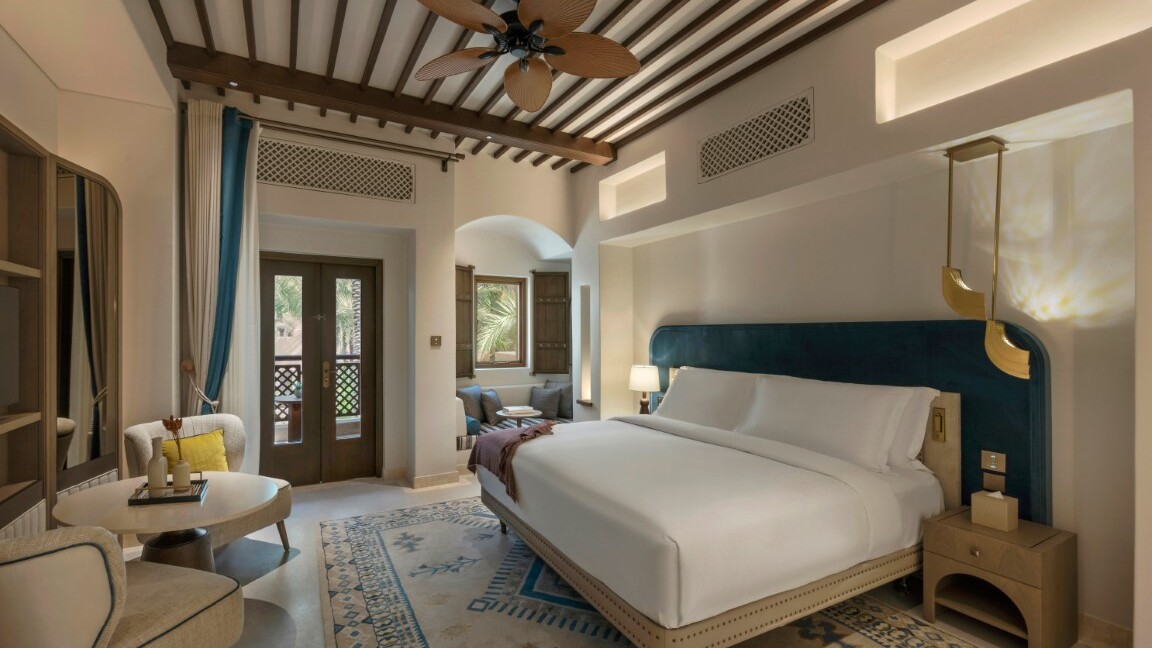 Room deluxe  — Foto: Bab Al Shams Desert Resort 
