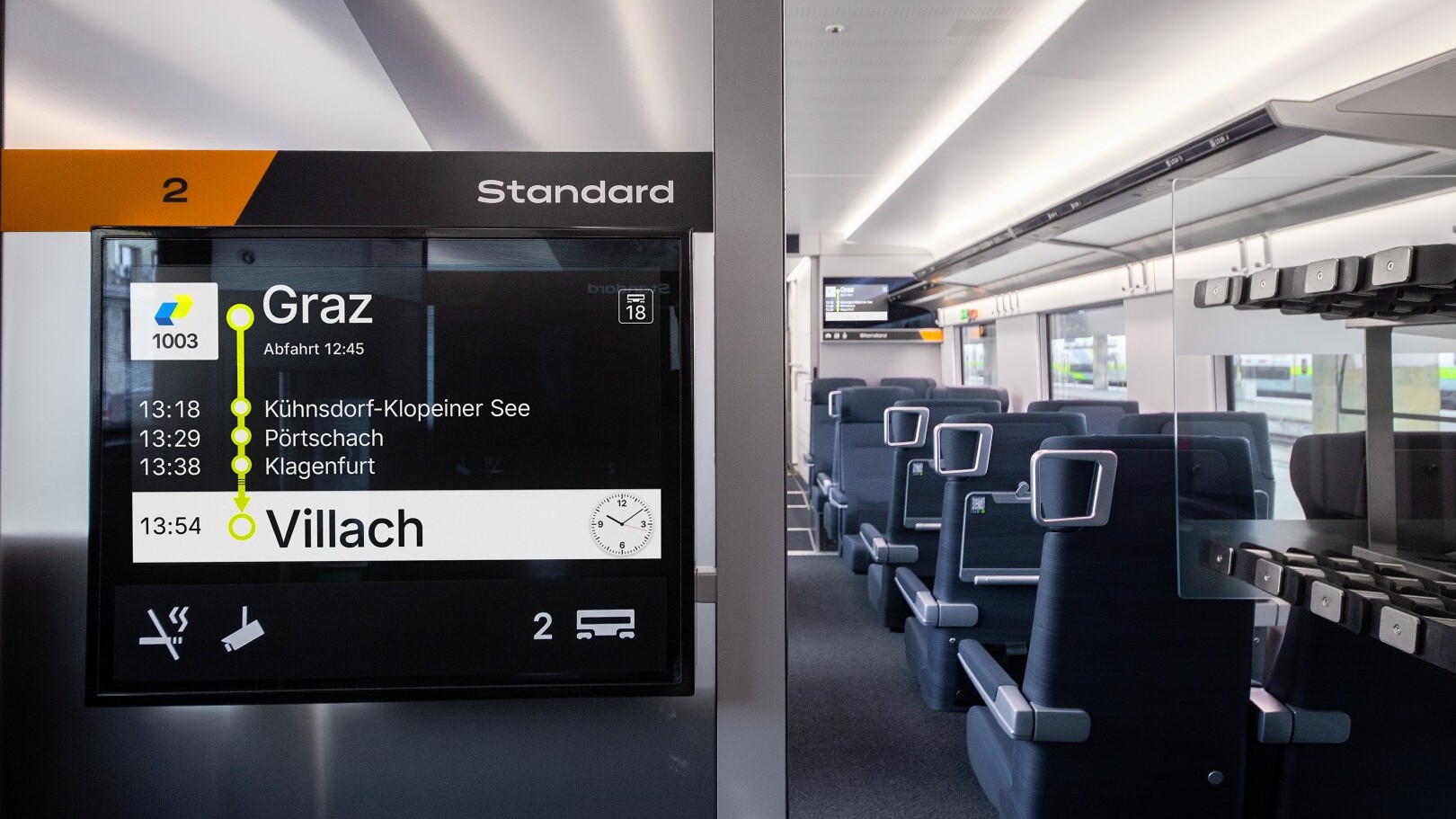 Westbahn in den Süden &mdash; Foto: Stefan Lengsteiner