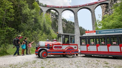 Landwasser-Express — : Rhätische Bahn AG 