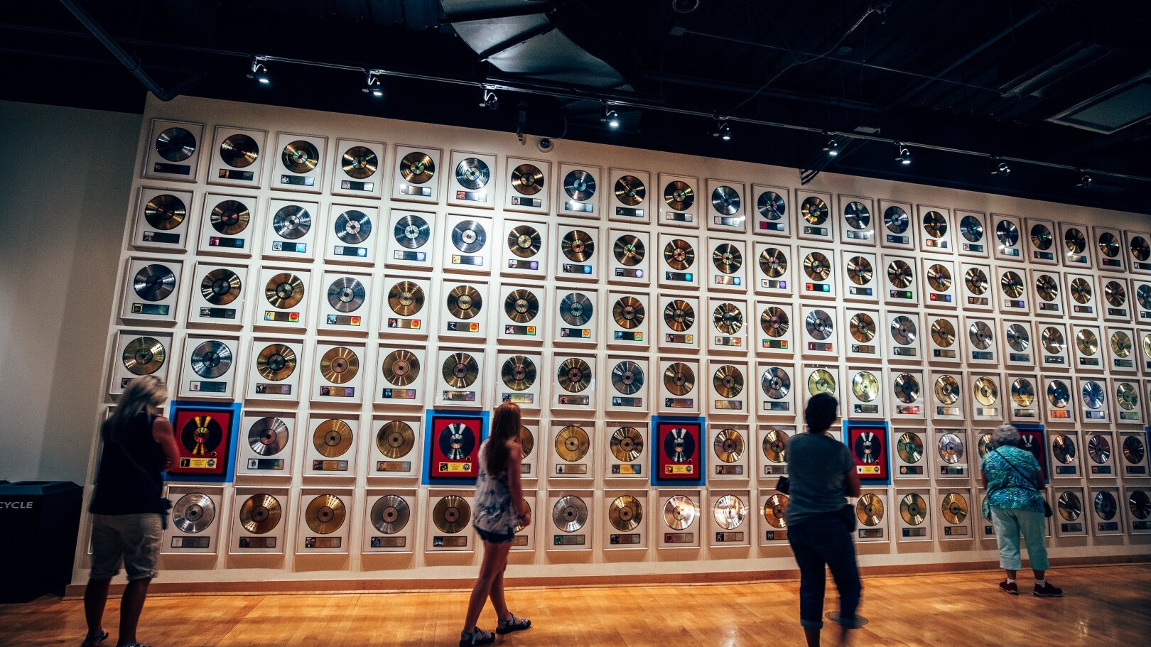 Country Music Hall of Fame &mdash; Foto: Nashville Convention & Visitors Corp.