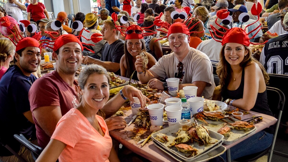 Foto: Visit Annapolis / Anne Arundel County / Ken Tom Photography — Weltweit größtes Krabbenfest in Annapolis