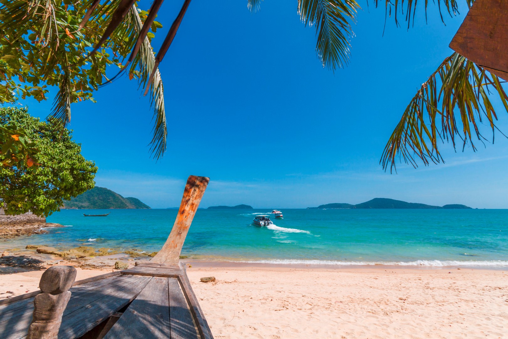 Sehnsucht nach der Ferne? Bangtao Beach Phuket. — Foto: Verkehrsbüro