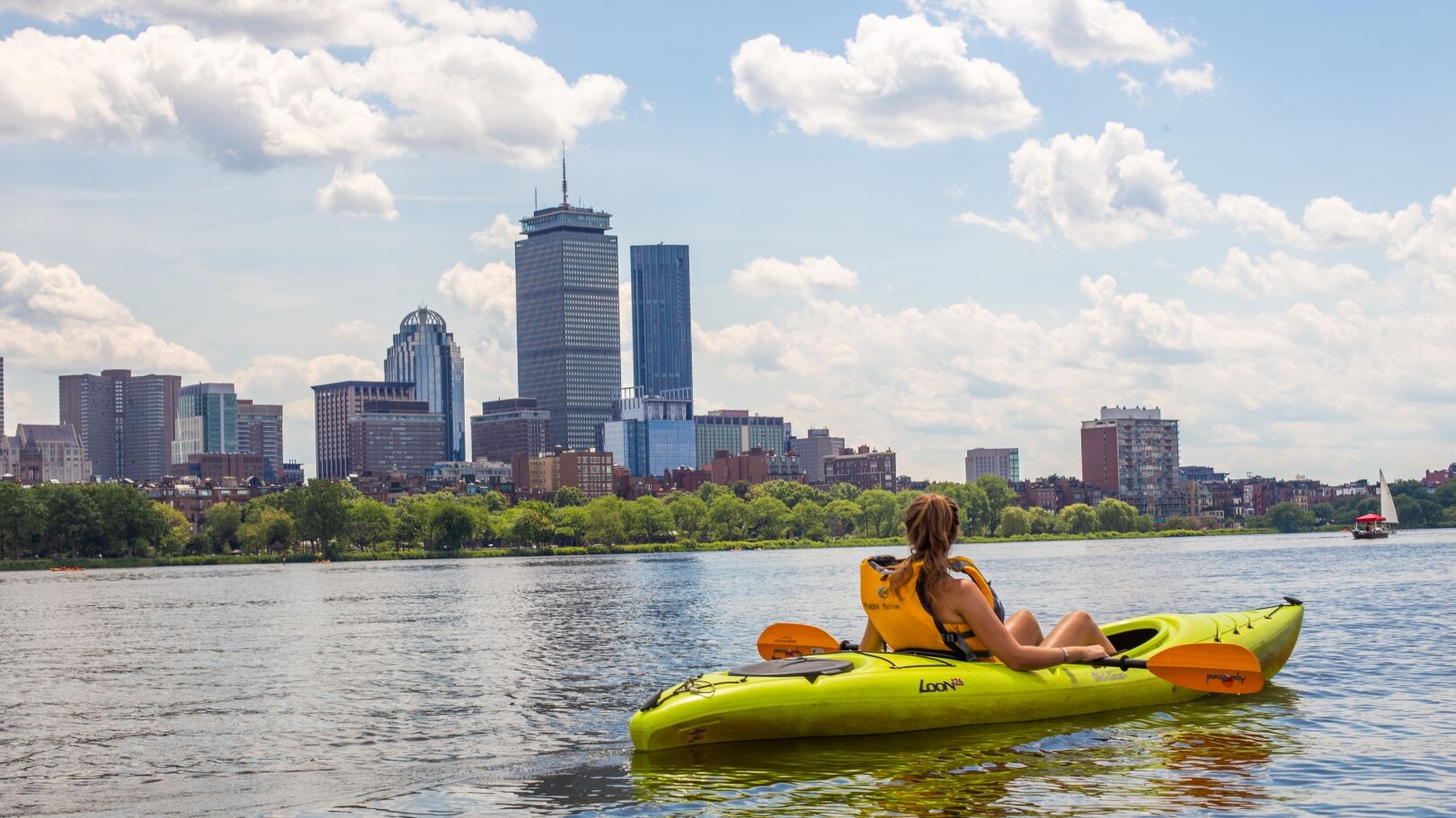 Kayak am Charles River  — Foto: Jessica Mading  