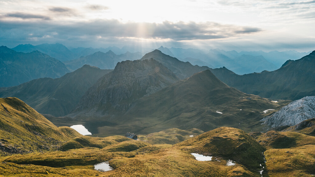 Von der Tilisunahütte bis zur Lindauer Hütte   &mdash; Foto: Packyourthingsandtravel / Montafon Tourismus  