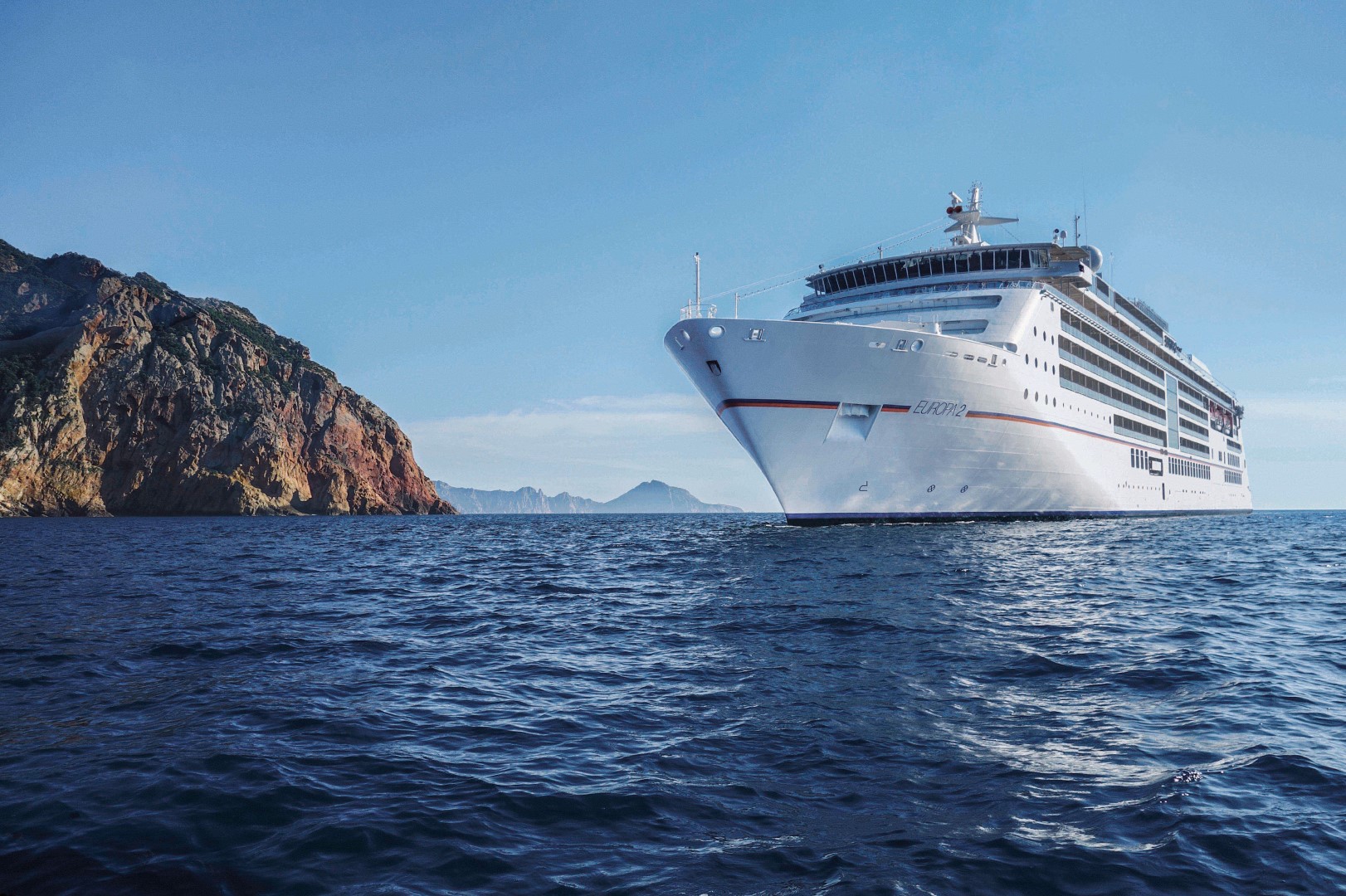 MS Europa 2 in Cirolata — Foto: Hapag Lloyd Cruises