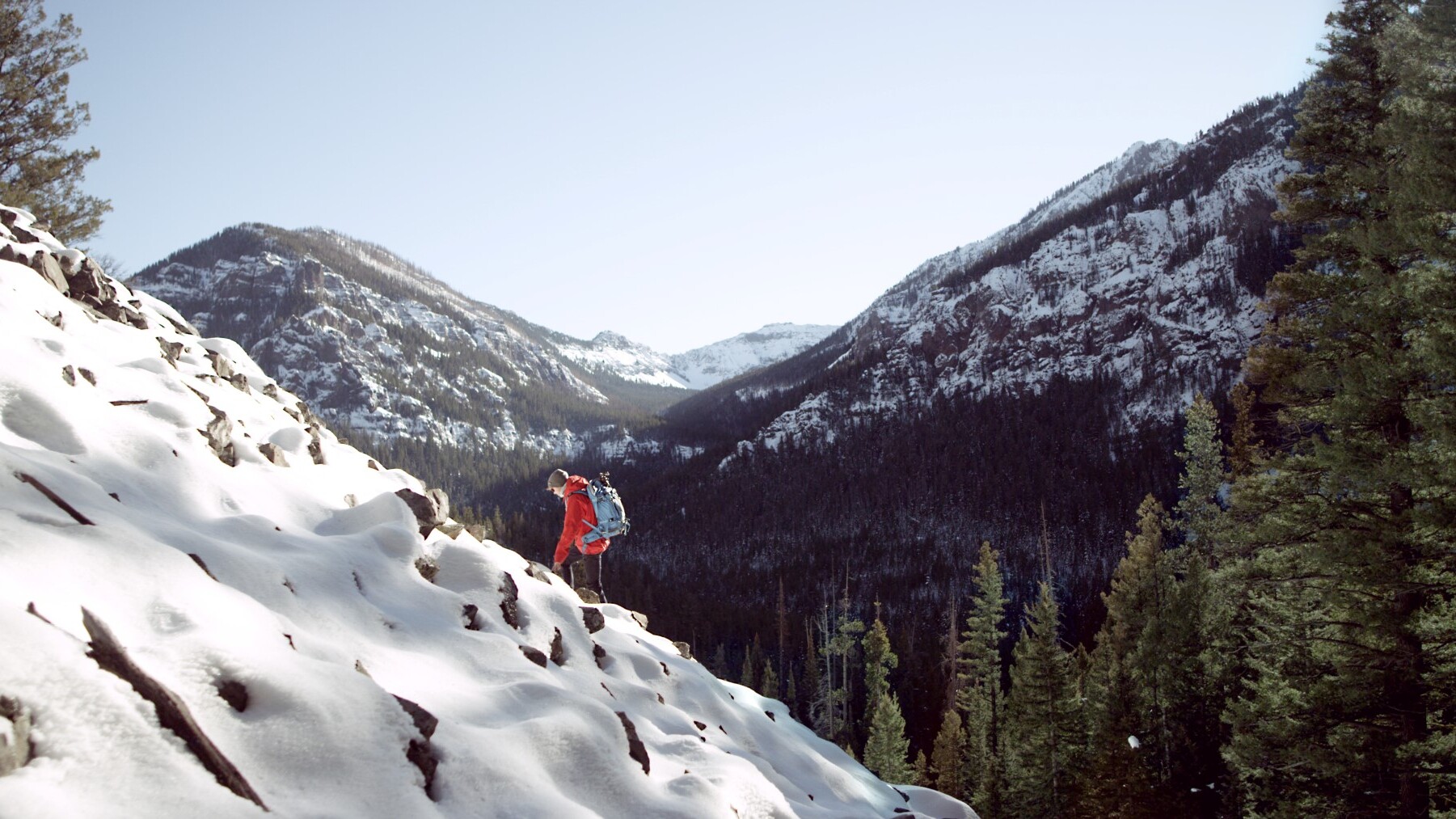 Schneeschuhwandern in Montana — Foto: Brand USA