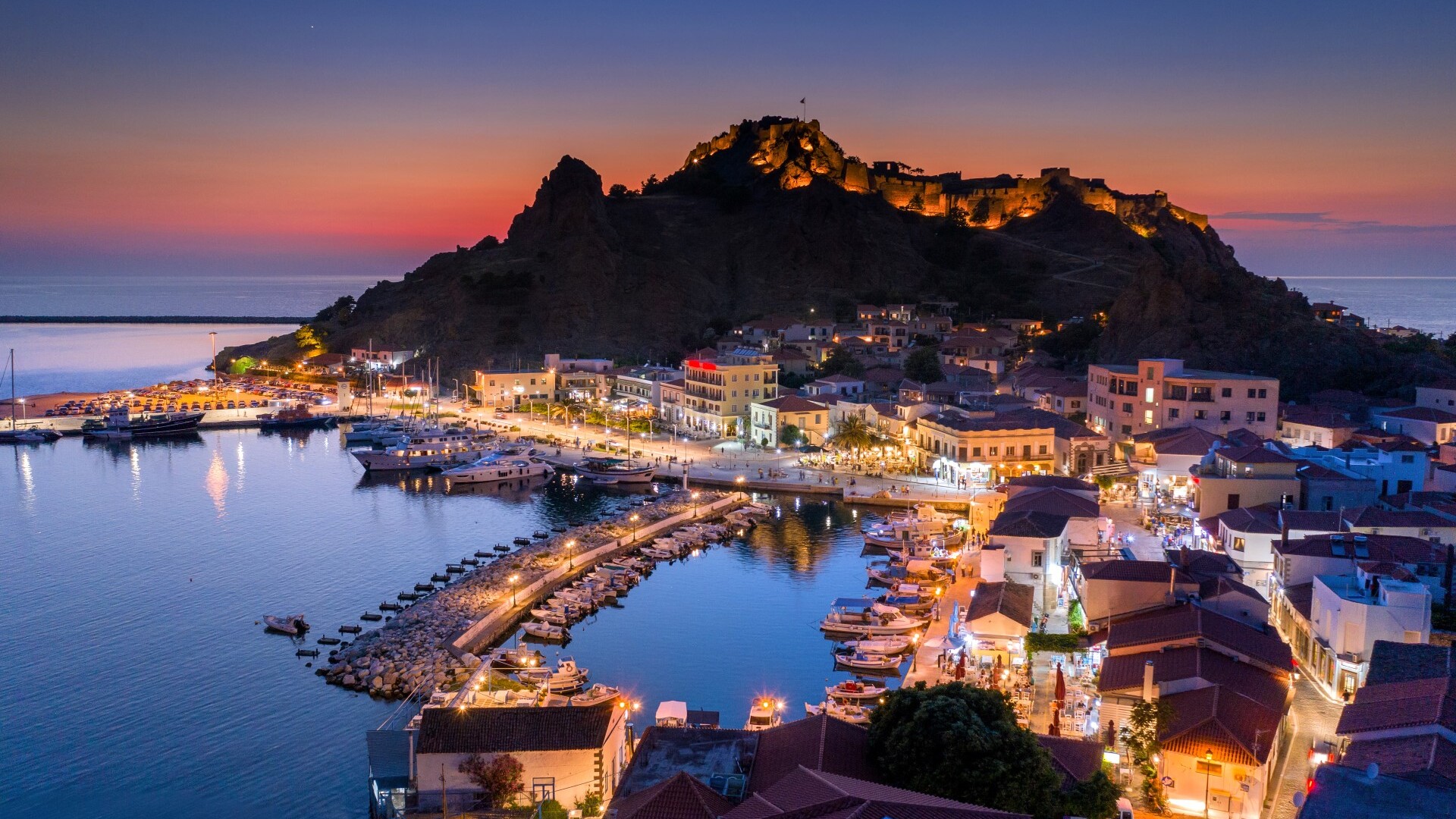 Myrina auf Lemnos — Foto: Georgios Tsichlis / shutterstock.com
