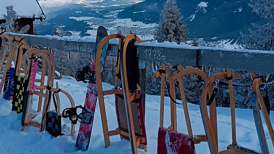 Rodeln in Tirol  &mdash; Foto: Julia Trillsam