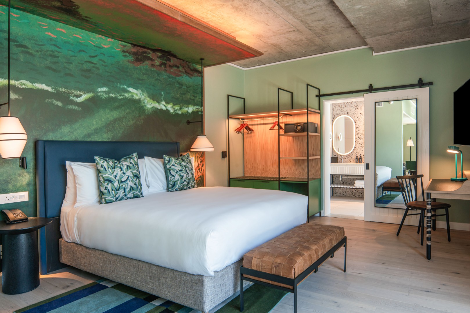 Canopy by Hilton Cape Town Longkloof, King Premium Suite — Foto: 2025 Hilton