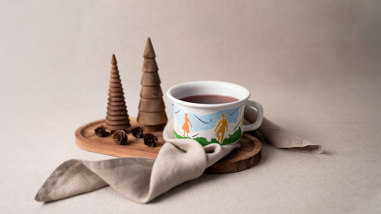 Riess-Tasse Edition 2025  &mdash; Foto: Niederösterreich Werbung / Stefanie Winter