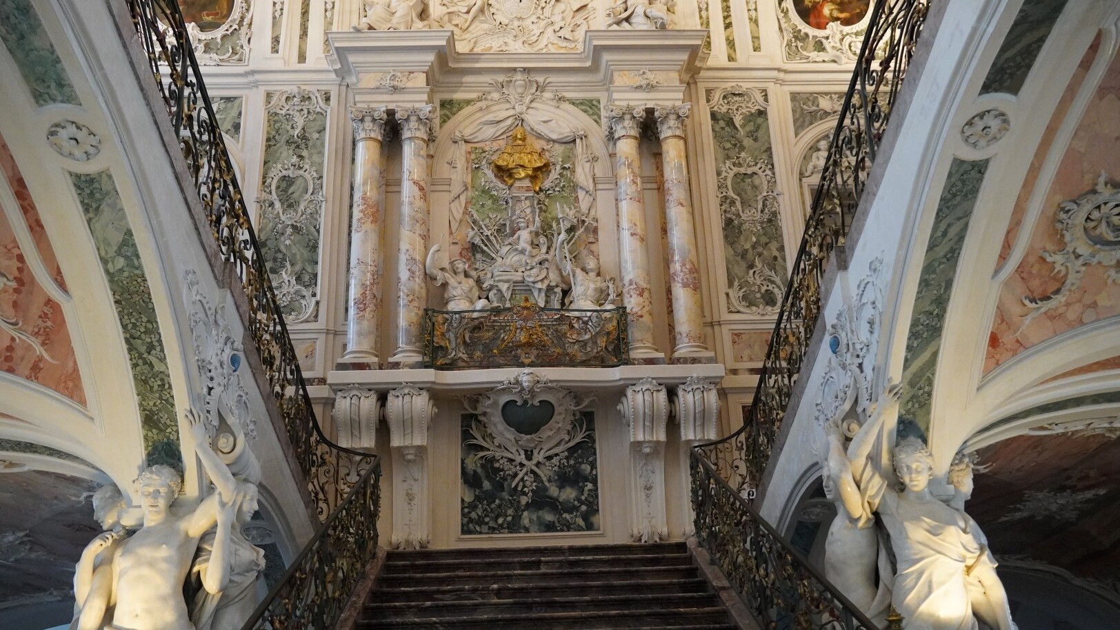 Prunkvoll: die Augustusburg — Foto: Christiane Reitshammer