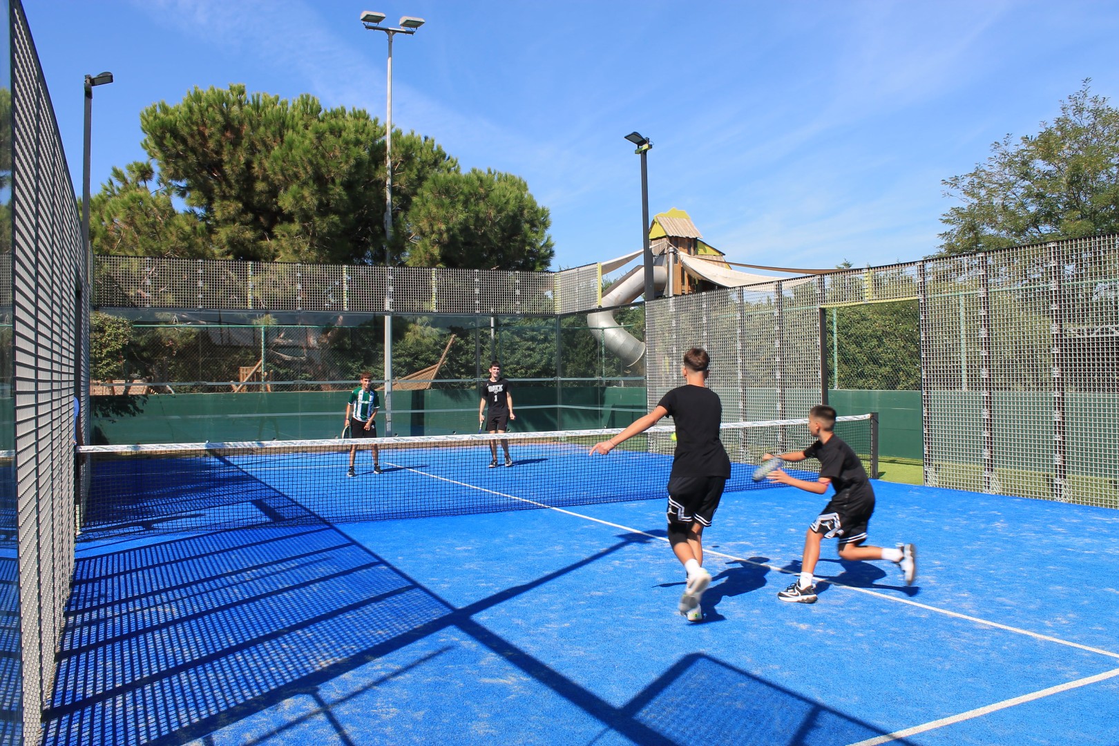 Padel Tennis auf Kos — Foto: Neptune Luxury Resort