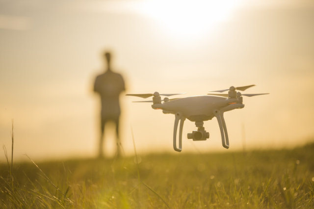 Sicher mit Drohnen unterwegs — Foto: ÖAMTC / Wurnig