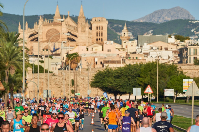 Palma Marathon in Mallorcas Hauptstadt — Foto: Palma Marathon Mallorca