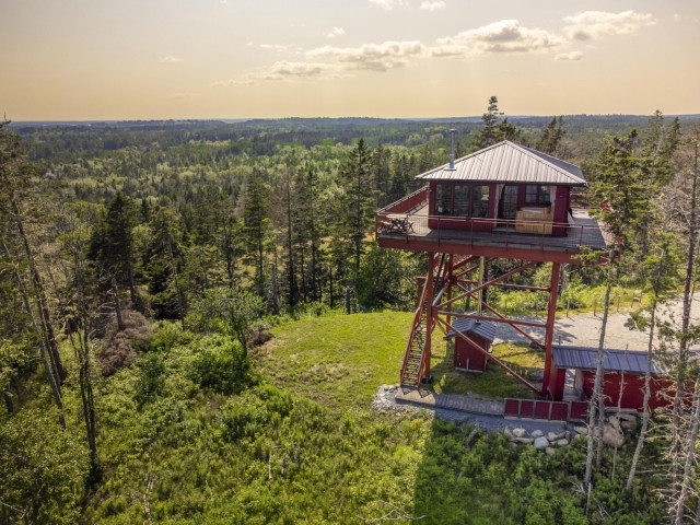 The Tower, Shackup Cabins — Foto: Tourism Nova Scotia / Acorn Art & Photography