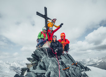 Allalinhorn 100 Women Peak Challenge — Foto: Schweiz Tourismus