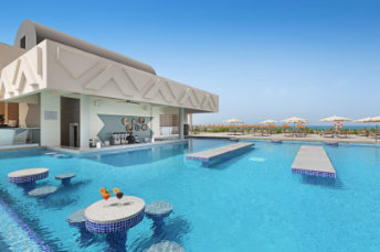 Poolbar — Foto: RIU Hotels & Resorts