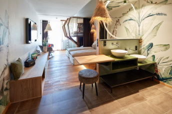 Dschungel-Zimmer — Foto: Eder Hotels GmbH