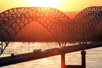 Hernando de Soto Bridge — Foto: Memphis Travel