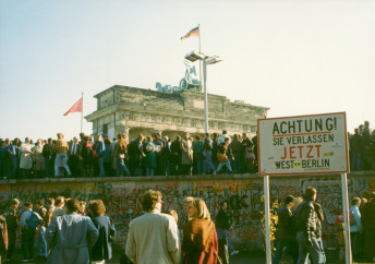 Brandenburgertor 1989 — Foto: Landesarchiv Berlin 