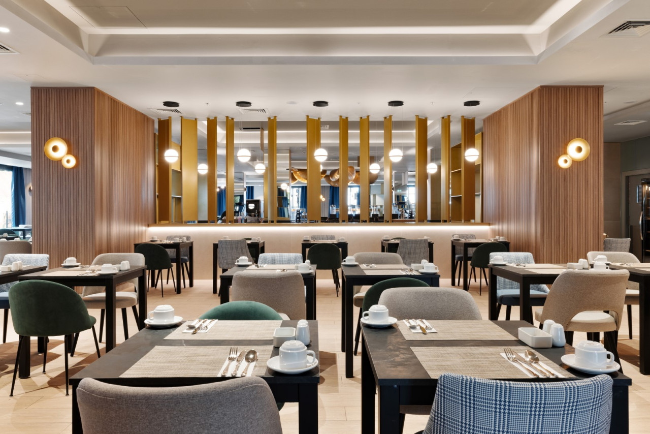 Riu Plaza London Victoria, Restaurant — Foto: RIU Hotels & Resorts