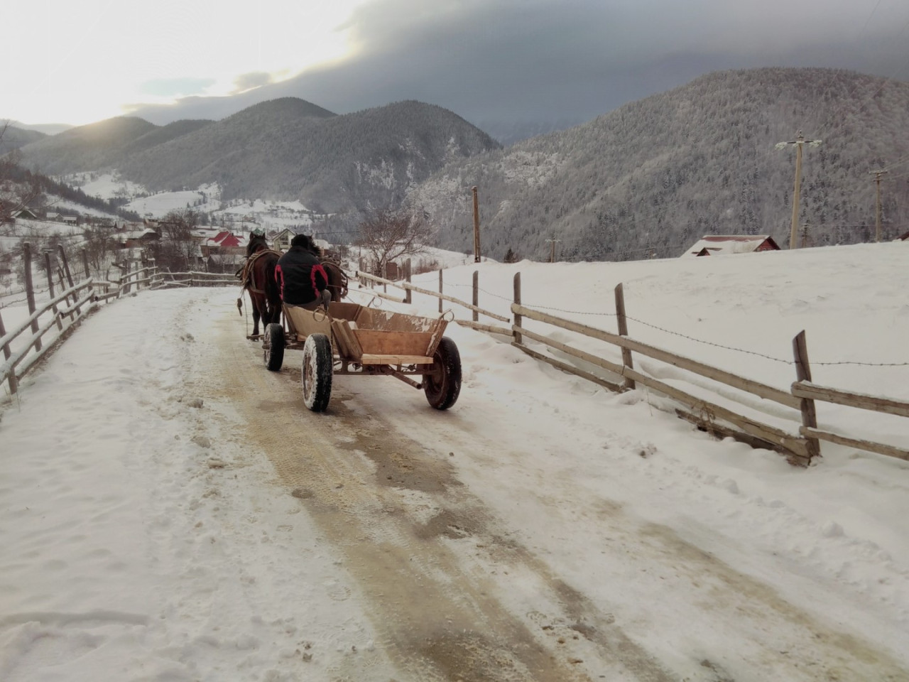Winterliche Karpaten in Rumänien — Foto: Weltanschauenjpg 